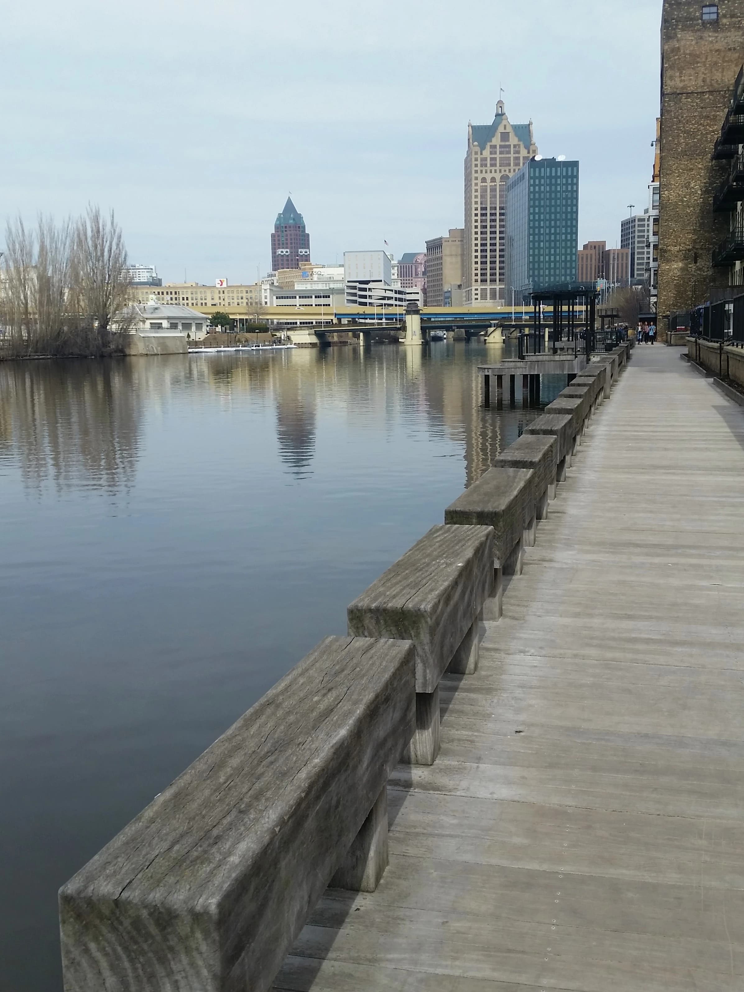 Milwaukee RiverWalk beside the Milwaukee River